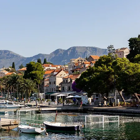Floret Cavtat