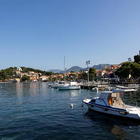 Floret * Cavtat