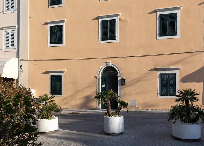 Floret Cavtat