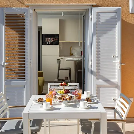 Floret * ツァヴタット